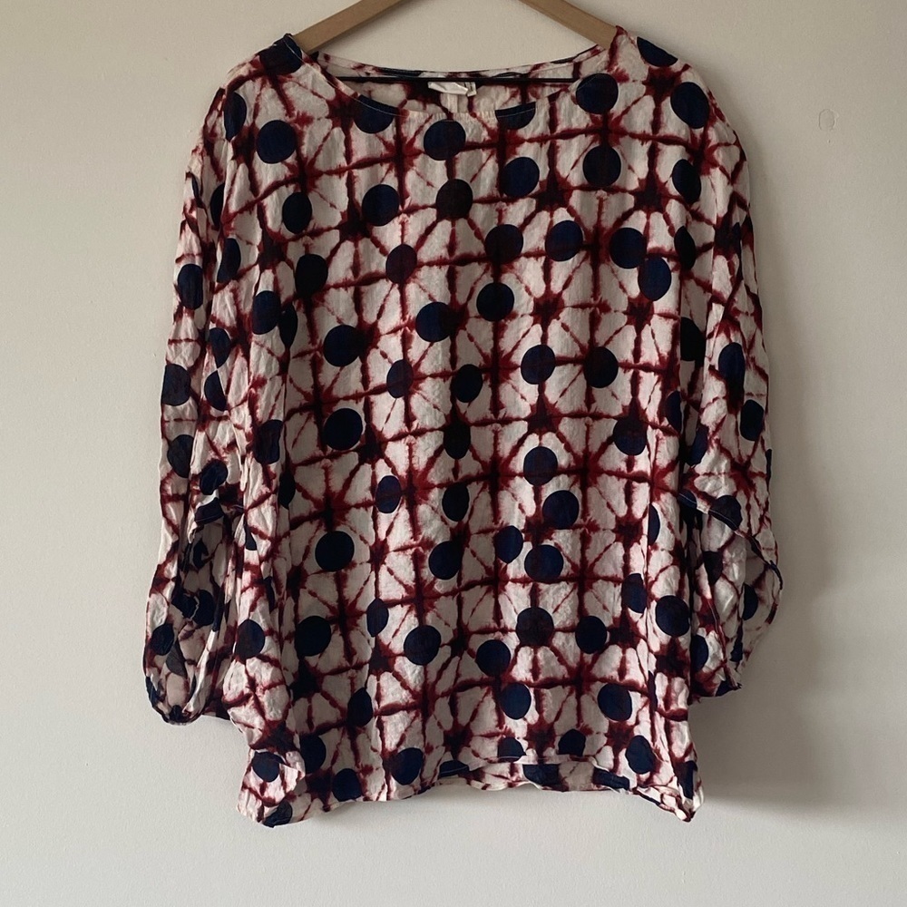 Simple by Suzanne Betro geometric print tunic top.
Size 1X‎